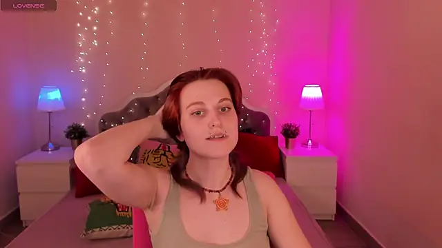 Snapshot of Jiffyyo chatting on 01/31/25, 08:43 Jiffyyo online show from 01/31/25, 08:43