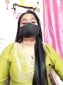 Simran-001 online show from 12/05/25, 12:36