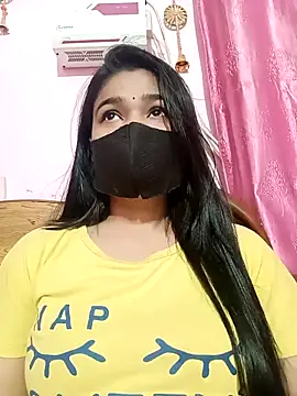 Simran-001 online show from 03/05/26, 12:34