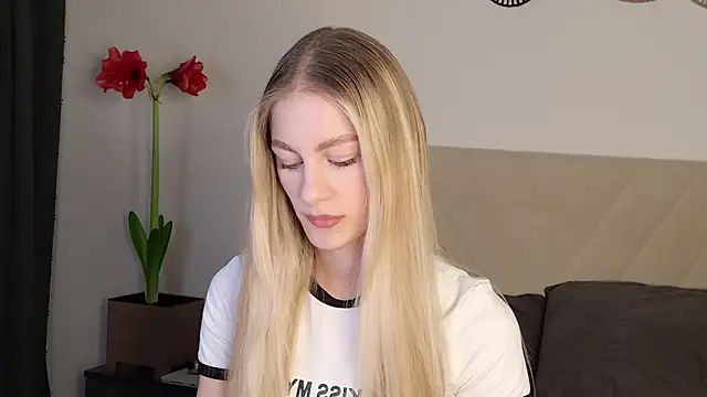 GabriellaOlsen online show from 03/15/26, 05:08