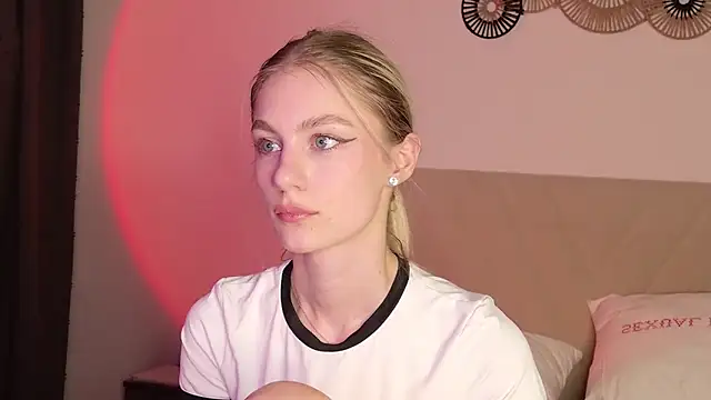 GabriellaOlsen online show from 03/23/26, 08:02