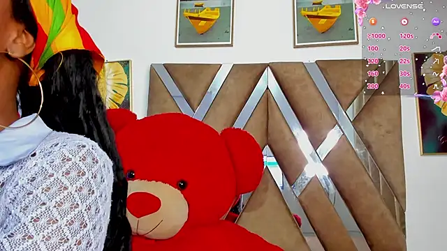 Snapshot of Stela__Gs chatting on 02/04/25, 01:38 Stela Gs online show from 02/04/25, 01:38