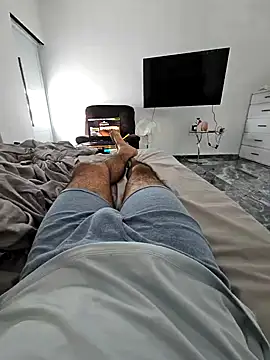 j0nathan00 online show from 02/07/25, 05:18