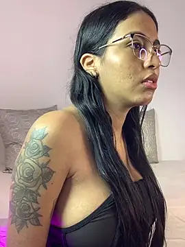 Snapshot of genesissara chatting on 03/04/25, 12:18 genesissara online show from 03/04/25, 12:18