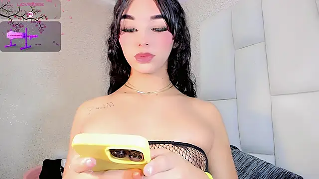 Angeles Busst online show from 10/08/25, 08:50