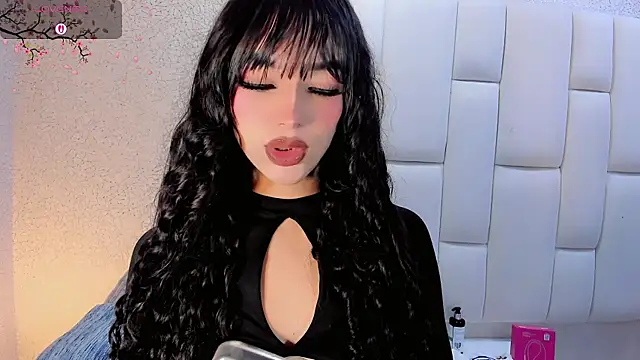 Angeles Busst online show from 01/10/26, 08:32