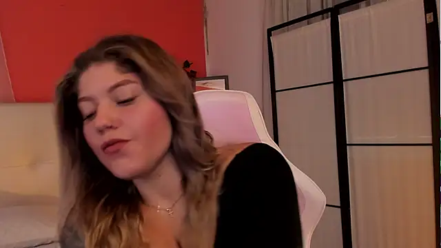 alaia greyy online show from 03/25/26, 01:06