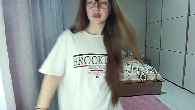 singletrouble online show from 03/30/26, 04:57