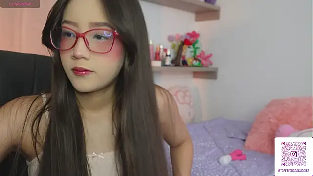 Snapshot of sophi_lii chatting on 05/07/26, 08:47 sophi lii online show from 05/07/26, 08:47
