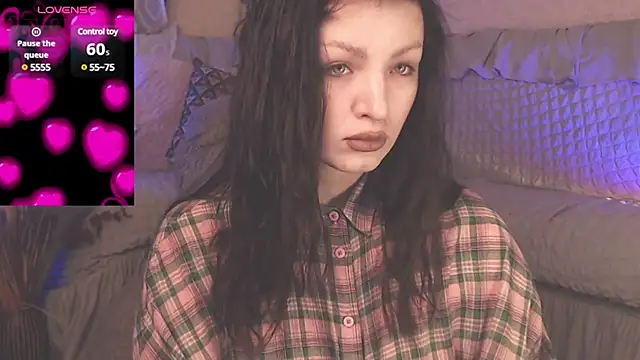 BritneyBarker online show from 02/09/25, 01:11