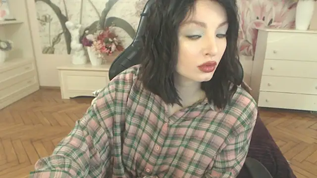 BritneyBarker online show from 04/09/26, 04:12