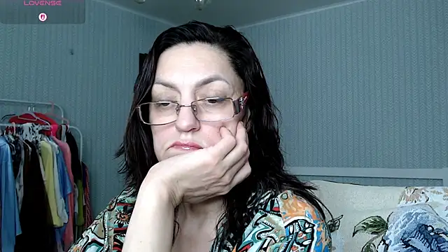 Soffya Soy online show from 04/11/26, 02:05