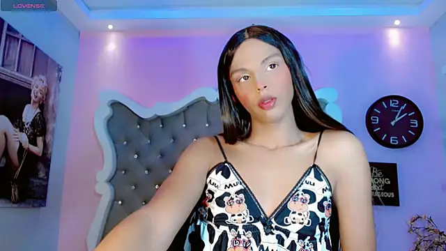 CamiiGarcia online show from 02/17/25, 11:55