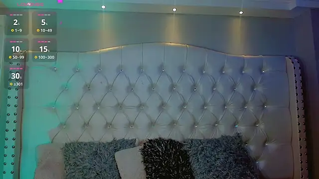 CamiiGarcia online show from 09/29/25, 08:02