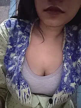 Snapshot of cute_IndianBabe chatting on 07/10/26, 01:21 cute IndianBabe online show from 07/10/26, 01:21
