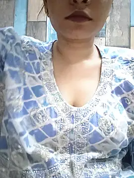 Snapshot of cute_IndianBabe chatting on 07/16/26, 01:11 cute IndianBabe online show from 07/16/26, 01:11