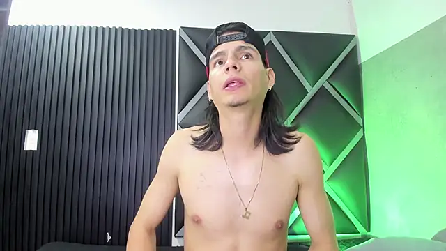 Martshall09 online show from 10/29/25, 09:05