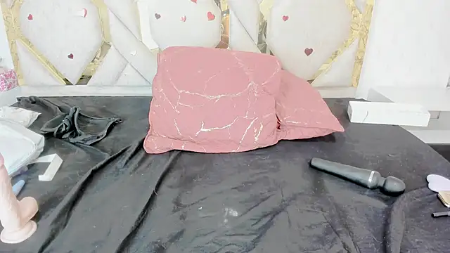 Lannajansen online show from 02/25/25, 05:25