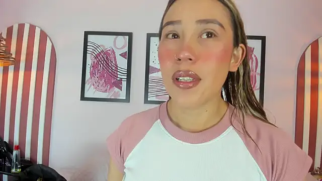 Lannajansen online show from 09/27/25, 01:49