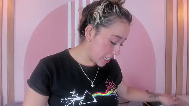 Lannajansen online show from 03/05/26, 01:07