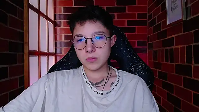 Snapshot of Rio_twrr chatting on 02/08/25, 08:21 Rio twrr online show from 02/08/25, 08:21