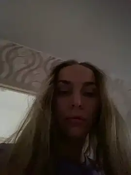 White Lu online show from 02/11/25, 05:58