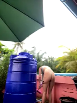 White Lu online show from 11/22/25, 03:05