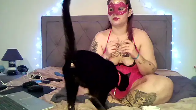 Snapshot of bunnyfox420 chatting on 01/24/25, 12:52 bunnyfox420 online show from 01/24/25, 12:52