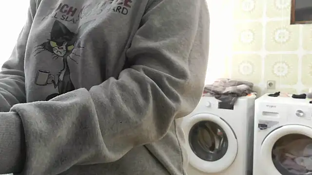 bunnyfox420 online show from 11/23/25, 03:56