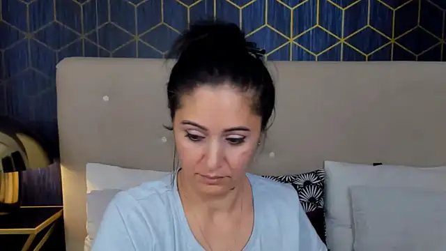 ValeryBlakes online show from 12/04/25, 05:54