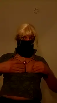 sandrahoeslut online show from 02/21/25, 03:34