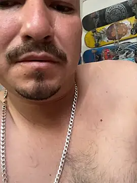 Snapshot of paullliliu chatting on 01/22/25, 07:13 paullliliu online show from 01/22/25, 07:13