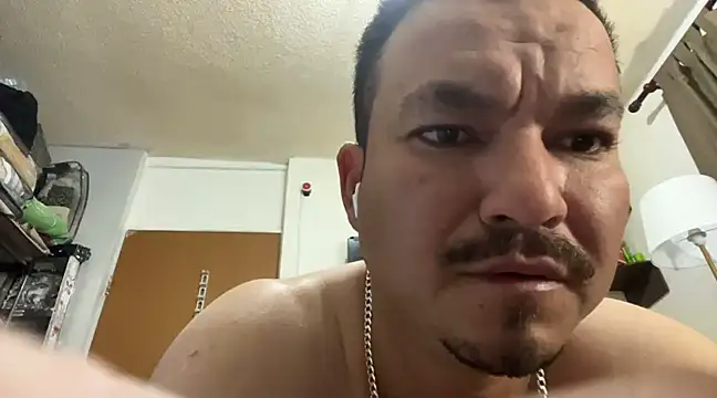 Snapshot of paullliliu chatting on 01/23/25, 02:23 paullliliu online show from 01/23/25, 02:23