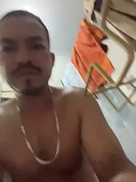 Snapshot of paullliliu chatting on 09/10/25, 06:35 paullliliu online show from 09/10/25, 06:35