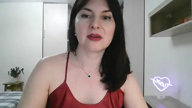 Victoria Glam online show from 02/03/25, 11:58