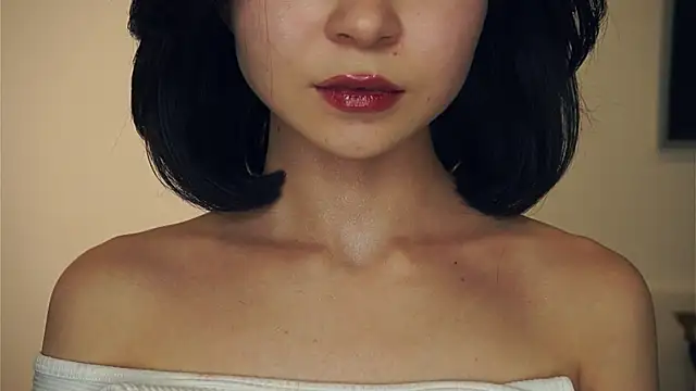 Snapshot of VeronaCritchlow chatting on 02/06/25, 01:32 VeronaCritchlow online show from 02/06/25, 01:32