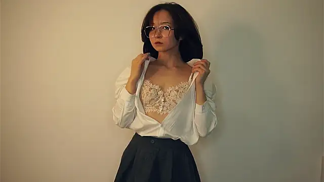 Snapshot of VeronaCritchlow chatting on 02/17/25, 01:21 VeronaCritchlow online show from 02/17/25, 01:21