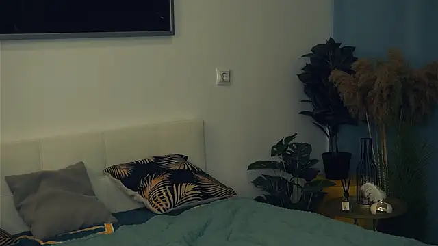 Snapshot of VeronaCritchlow chatting on 02/27/25, 10:37 VeronaCritchlow online show from 02/27/25, 10:37