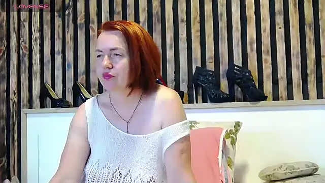 Snapshot of Alis_Lovi chatting on 06/23/26, 10:13 Alis Lovi online show from 06/23/26, 10:13