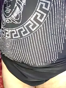 Snapshot of Moza-masriya5 chatting on 03/16/25, 06:12 Moza-masriya5 online show from 03/16/25, 06:12