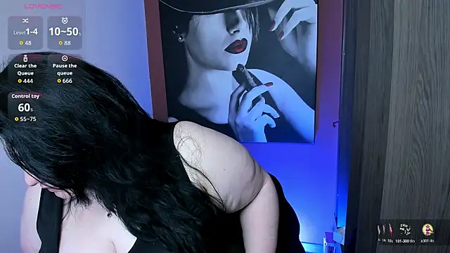 Snapshot of QueenOfHaze chatting on 02/02/26, 07:18 QueenOfHaze online show from 02/02/26, 07:18