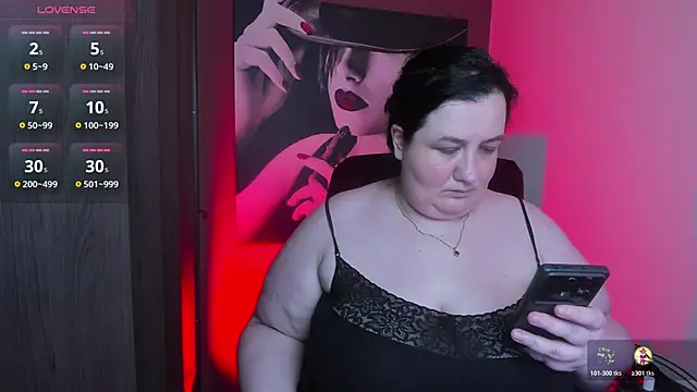 QueenOfHaze online show from 06/05/26, 07:08