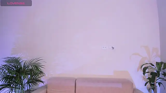 Hannah Jonhson online show from 12/03/25, 03:58