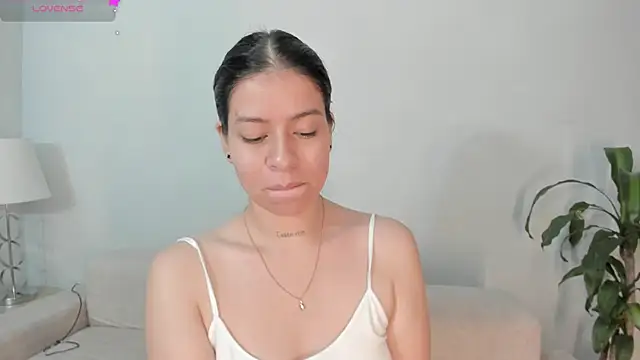 Snapshot of Hannah_Jonhson chatting on 06/03/26, 03:39 Hannah Jonhson online show from 06/03/26, 03:39