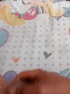 mhmia online show from 12/15/25, 06:23