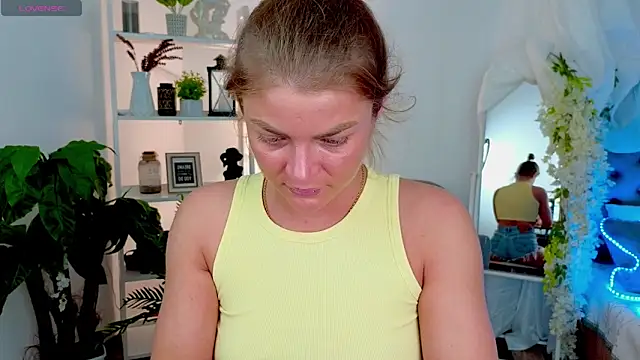 Donna Sun online show from 03/07/26, 05:26