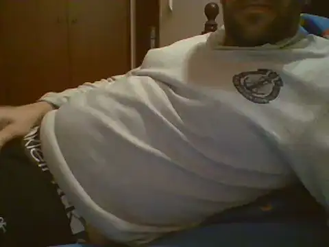 Snapshot of _tuga_man_ chatting on 03/10/25, 10:55 tuga man online show from 03/10/25, 10:55