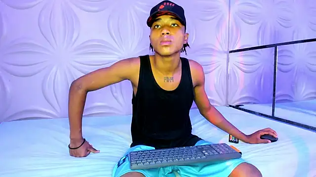 Snapshot of JackBBC18 chatting on 02/01/25, 12:58 JackBBC18 online show from 02/01/25, 12:58