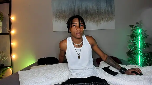 Snapshot of JackBBC18 chatting on 09/15/25, 02:06 JackBBC18 online show from 09/15/25, 02:06