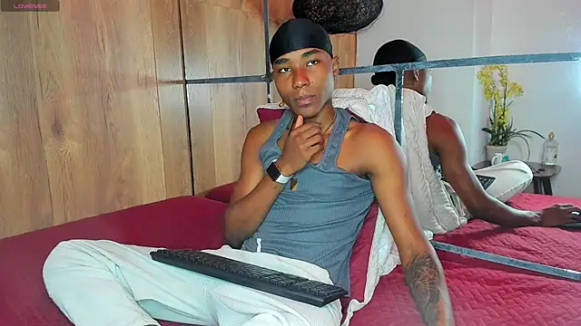 Snapshot of JackBBC18 chatting on 10/08/25, 01:20 JackBBC18 online show from 10/08/25, 01:20